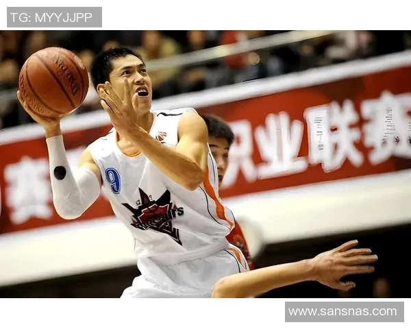 张庆鹏：从篮球场上的拼搏者到人生舞台的奋斗者的精彩转变